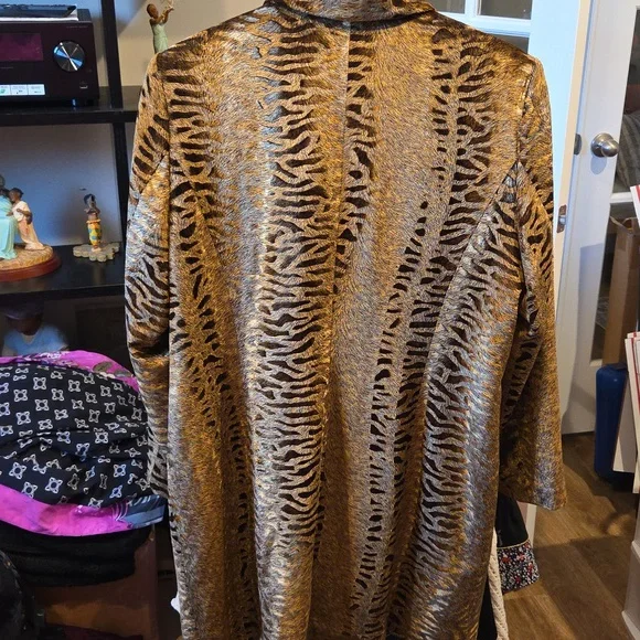 Moshita Couture Vintage Coat - Picture 2 of 4